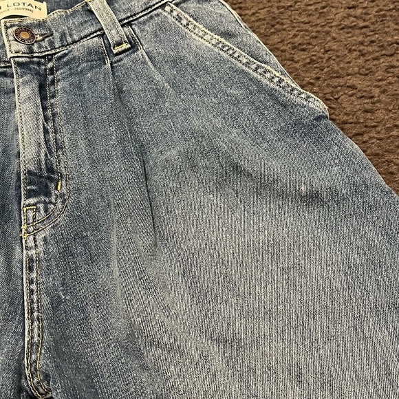 Nili Lotan Julie Pleated Denim Shorts Jorts - Picture 6 of 9